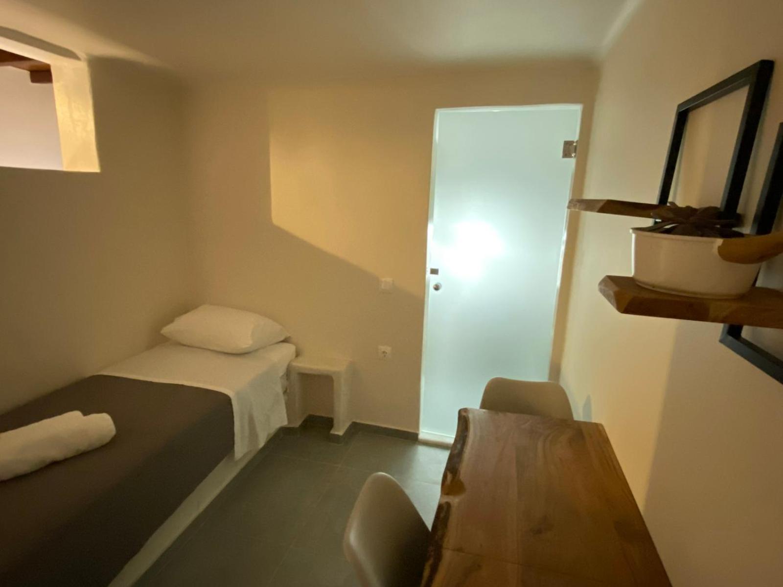 Appartamento Iakovos' Luxury Penthouse Tínos Esterno foto
